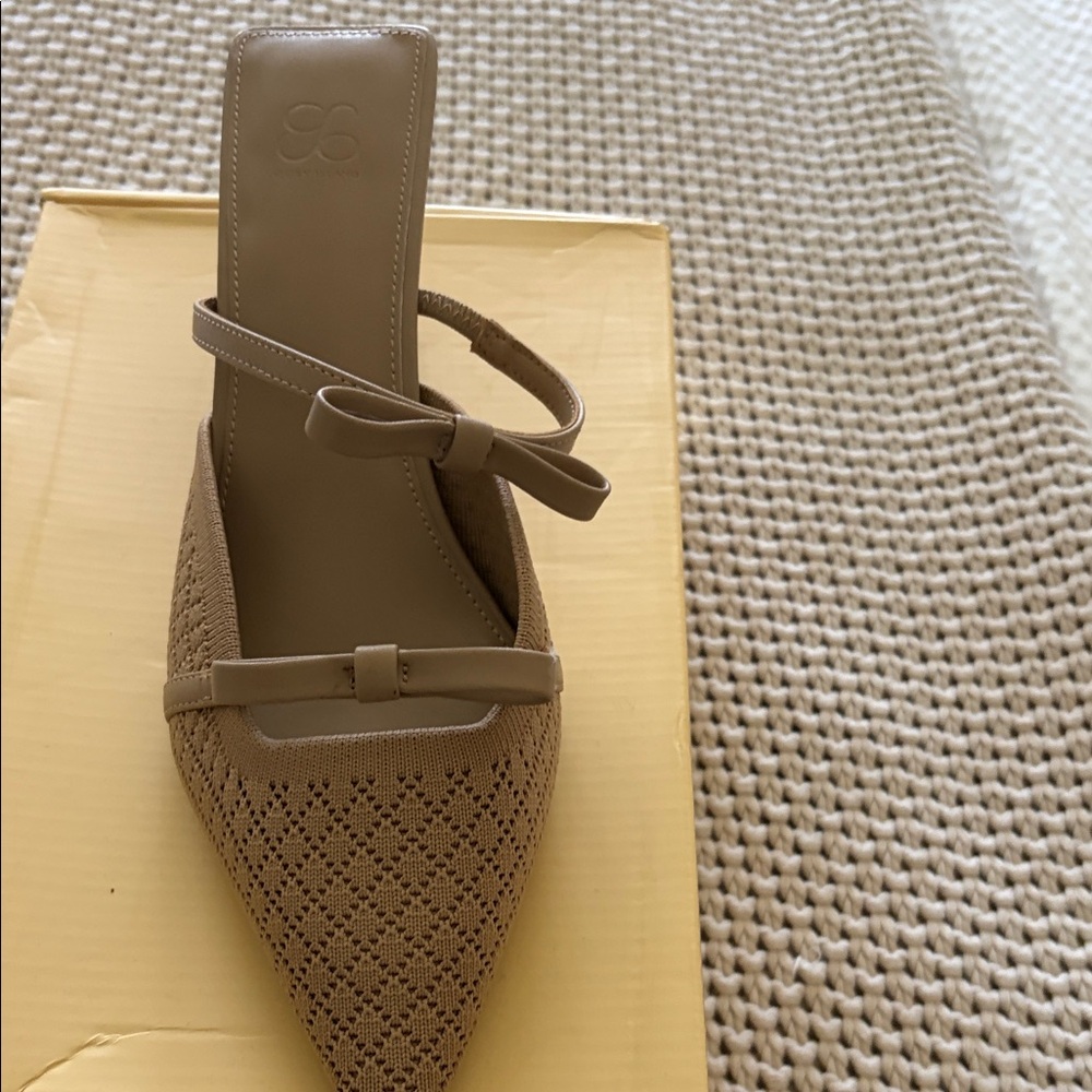 Pointed Toe Knit Slingback Mule in Brown with Bow Accent - Picture 3 of 7